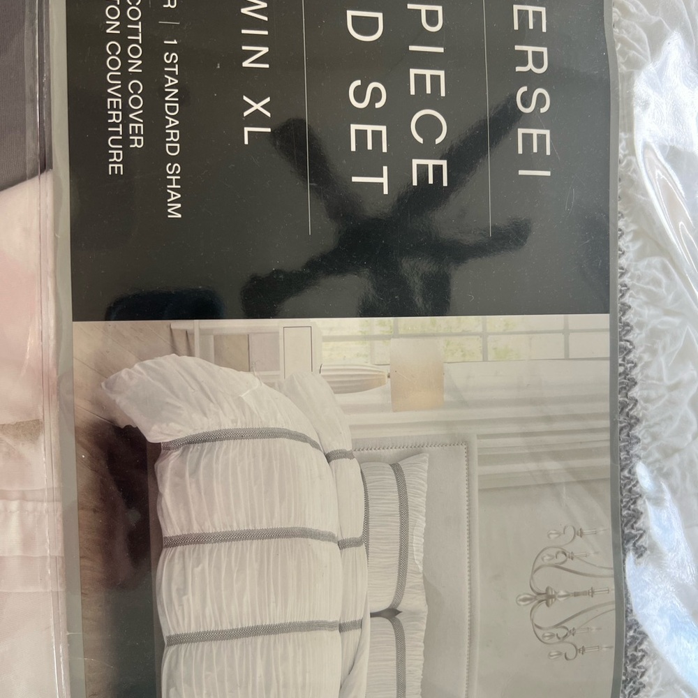 White and Gray Comforter Set - Twin XL
